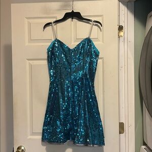 Jewoo’s ANW Evening Blue V-Neck Sequined Dress Size Juniors 9